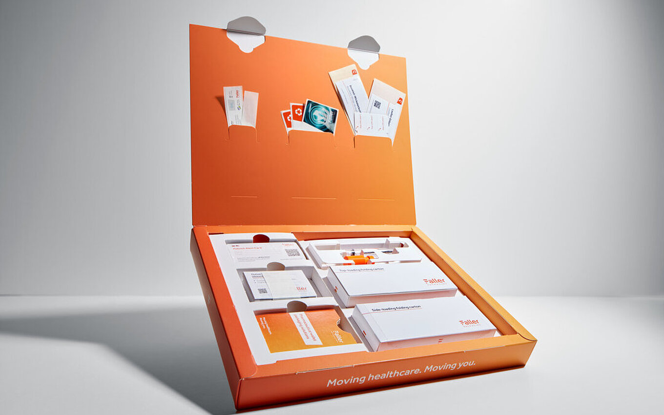 PrePackaging Schritte auf einen Blick Unser PrePackaging Service umfasst vorkonfektionierte, ready to pack Lösungen aus Faltschachtel, Packungsbeilage und Haftetikett. Die einzelnen Komponenten werden aufeinander abgestimmt entwickelt und prozesssicher vorbereitet.